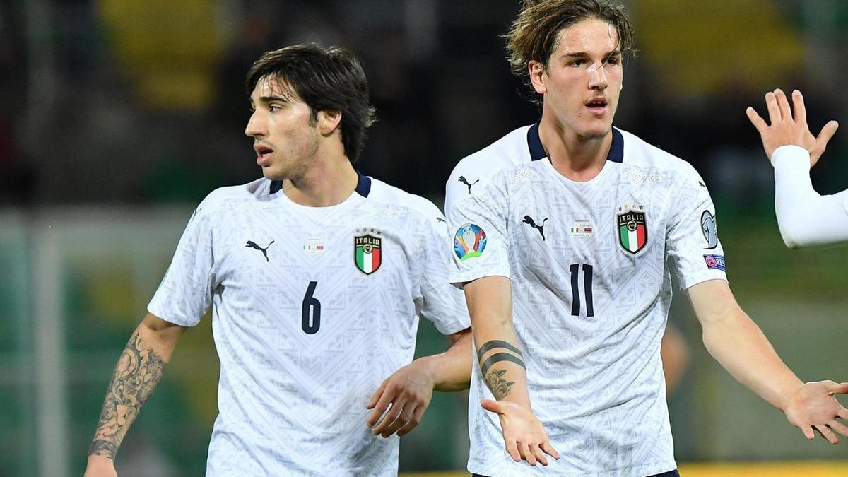 ساندرو تونالی و نیکولو زانیولو در تیم ملی ایتالیا